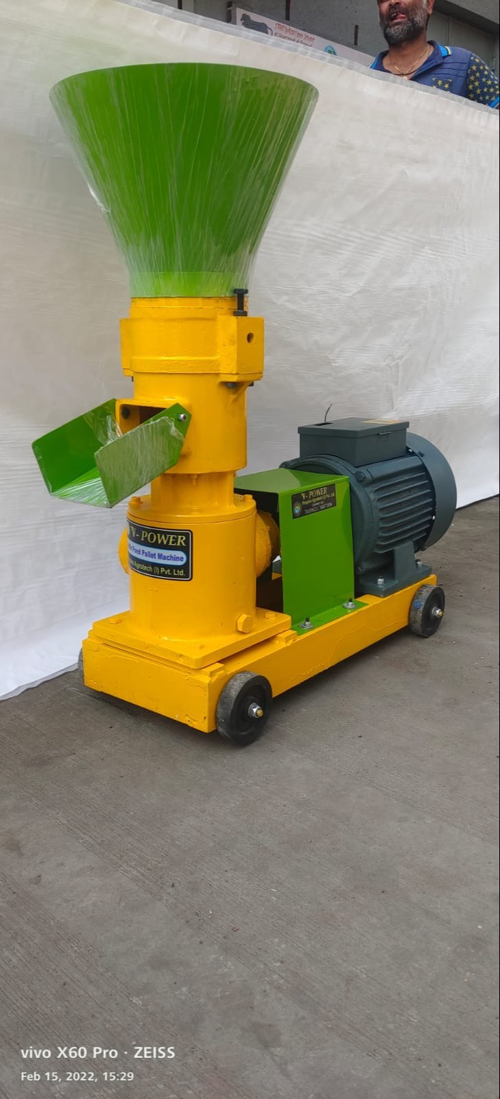 Poultry Feed Making Machine